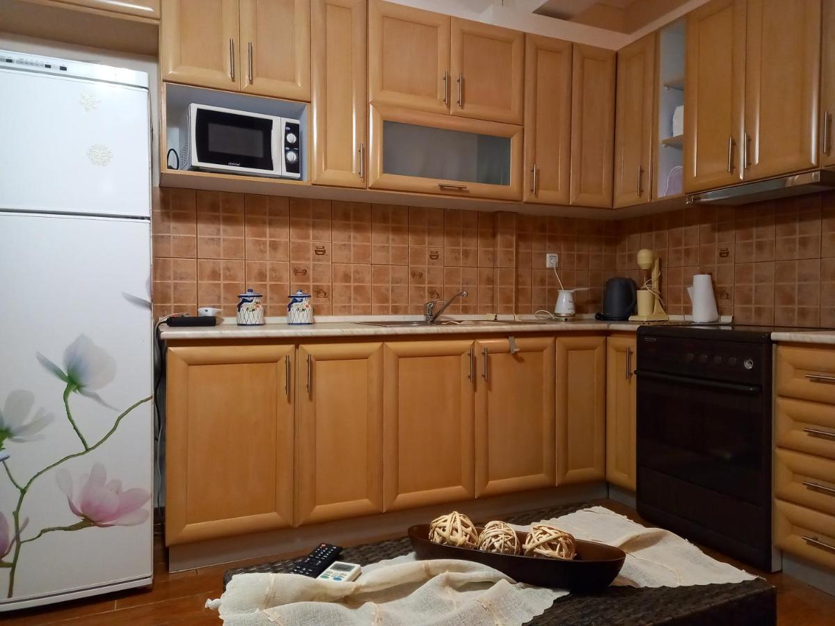 Peramos Apartments Néa Péramos Exteriör bild