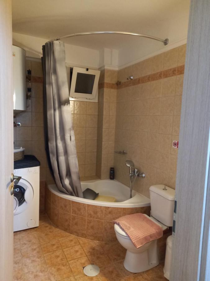 Peramos Apartments Néa Péramos Exteriör bild