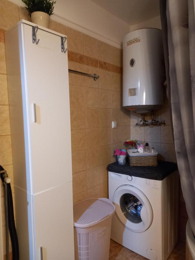 Peramos Apartments Néa Péramos Exteriör bild